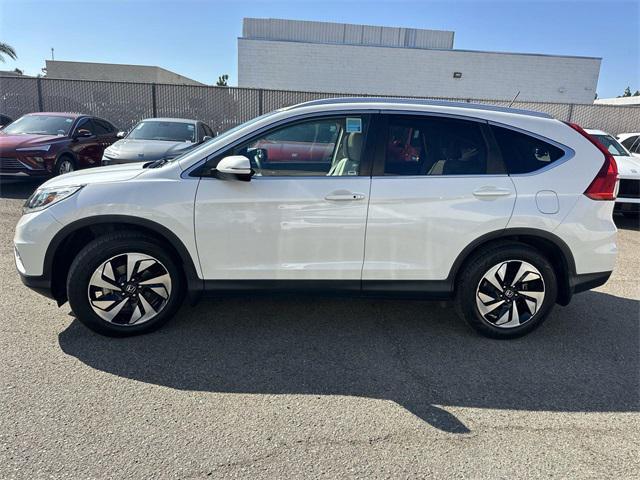 Photo of 2016 White Diamond Pearl Honda CR-V