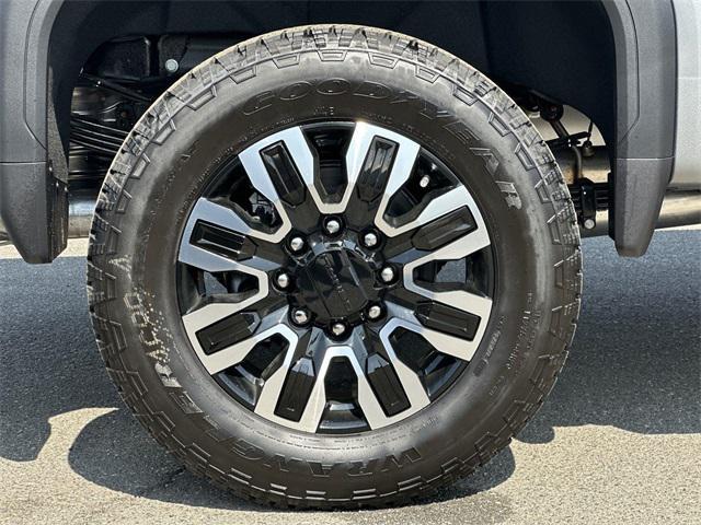 Photo of 2026 Sterling Metallic GMC Sierra 2500