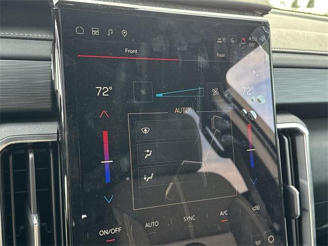 Photo of 2025 Summit White GMC Acadia