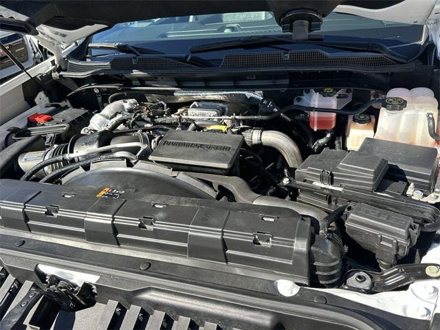 Photo of 2023 White Chevrolet Silverado 3500
