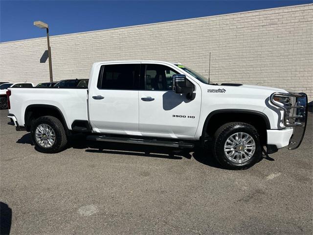 Photo of 2023 White Chevrolet Silverado 3500
