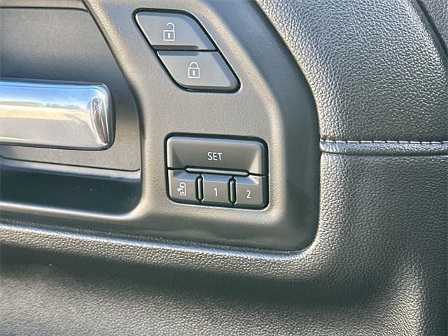 Photo of 2023 White Chevrolet Silverado 3500