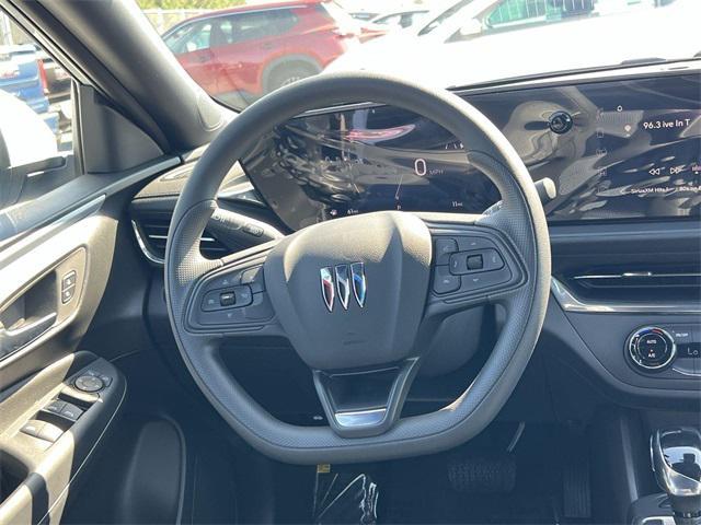Photo of 2026 Summit White Buick Envista