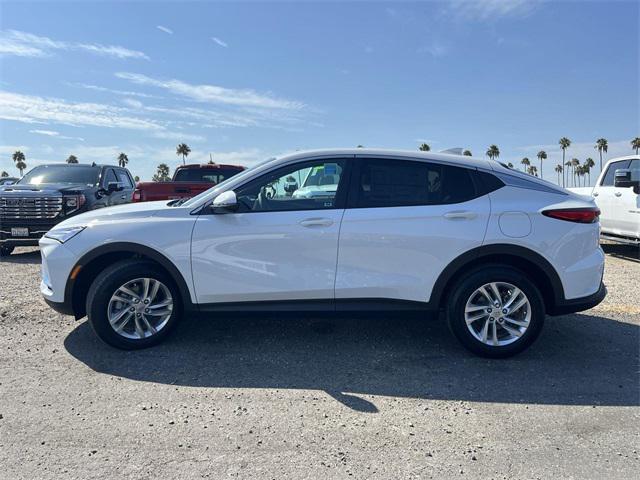 Photo of 2026 Summit White Buick Envista