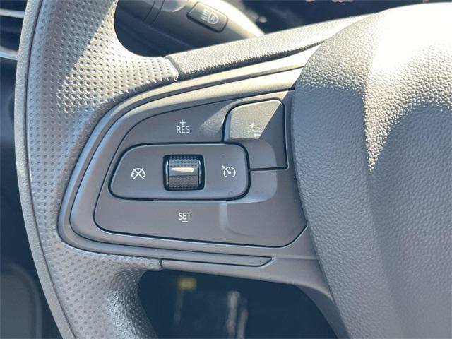 Photo of 2026 Summit White Buick Envista