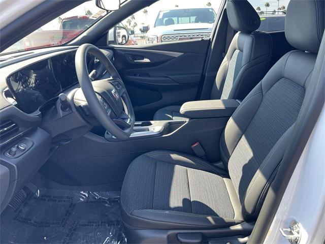 Photo of 2026 Summit White Buick Envista