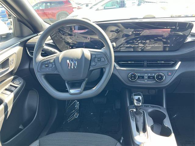 Photo of 2026 Summit White Buick Envista