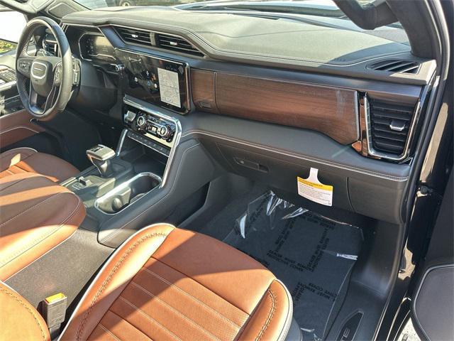Photo of 2025 Titainium GMC Sierra 1500