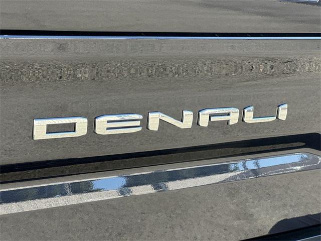 Photo of 2025 Titainium GMC Sierra 1500