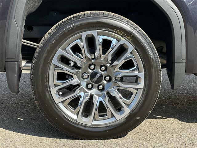 Photo of 2025 Titainium GMC Sierra 1500