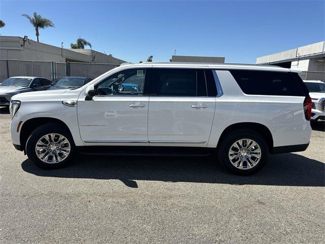 Photo of 2025 Summit White GMC Yukon XL