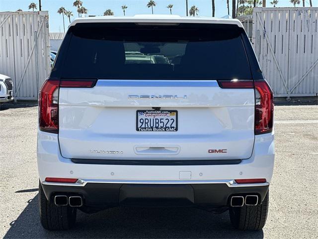 Photo of 2025 Summit White GMC Yukon XL