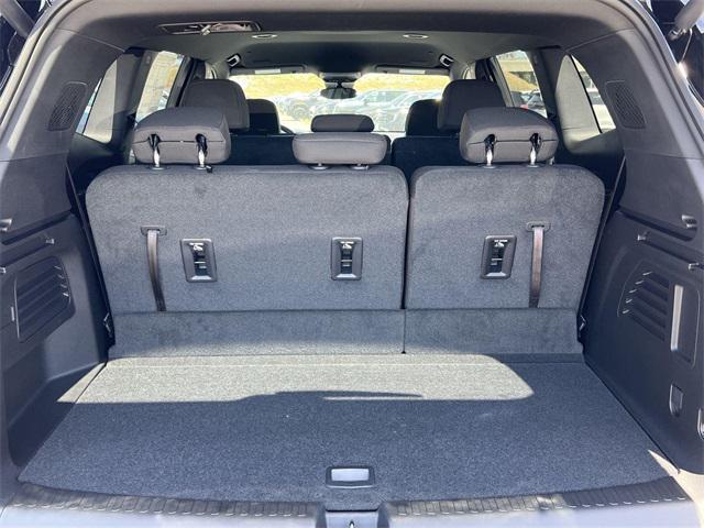 Photo of 2025 Onyx Black GMC Acadia