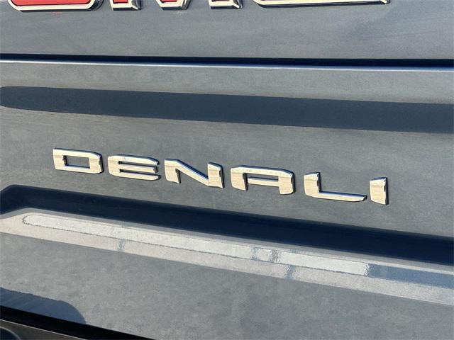 Photo of 2025 Downpour Met GMC Sierra 1500