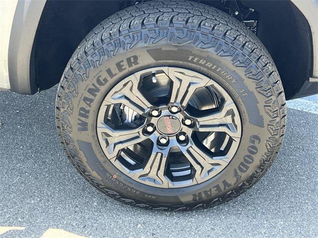 Photo of 2025 Sterling GMC Canyon