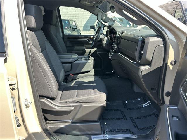 Photo of 2023 Desert Sand Metallic GMC Sierra 1500