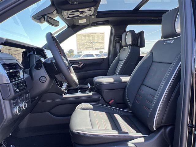 Photo of 2025 Onyx Black GMC Yukon