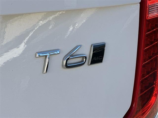 Photo of 2019 Ice White Volvo XC90