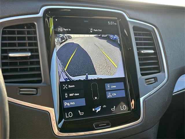 Photo of 2019 Ice White Volvo XC90