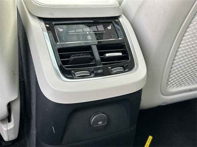 Photo of 2023 Crystal White Metallic Volvo XC90 Recharge Plug-In Hybrid