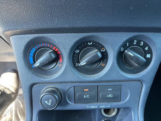 Photo of 2013 Frozen White Ford Transit Connect