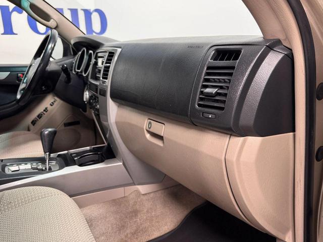 Photo of 2004 Beige Toyota 4Runner