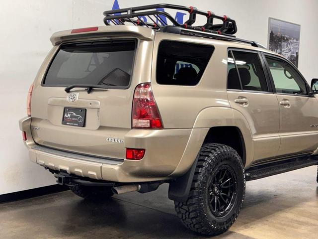 Photo of 2004 Beige Toyota 4Runner