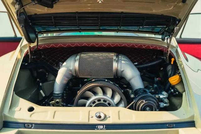 Photo of 1989 Gray Porsche 911