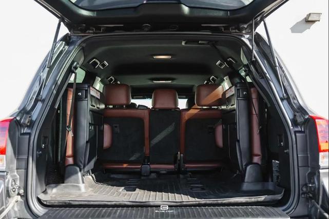 Photo of 2021 Magnetic Gray Metallic Toyota Land Cruiser