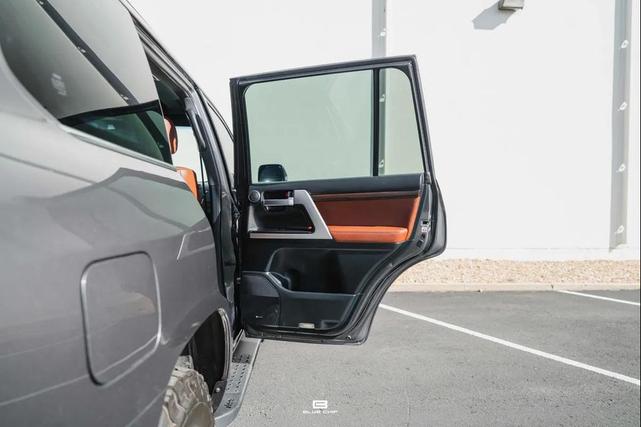 Photo of 2021 Magnetic Gray Metallic Toyota Land Cruiser