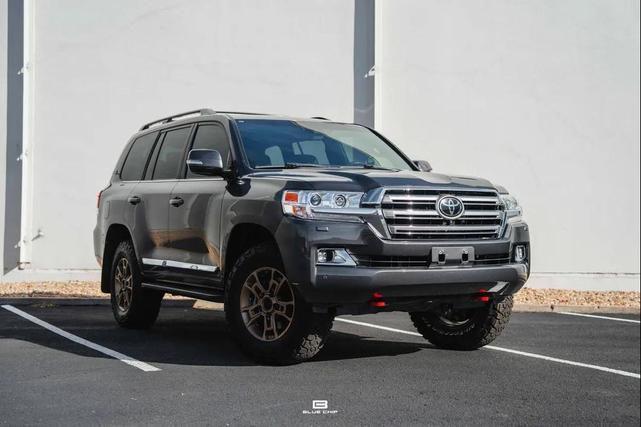 Photo of 2021 Magnetic Gray Metallic Toyota Land Cruiser