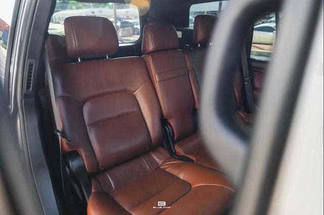 Photo of 2021 Magnetic Gray Metallic Toyota Land Cruiser