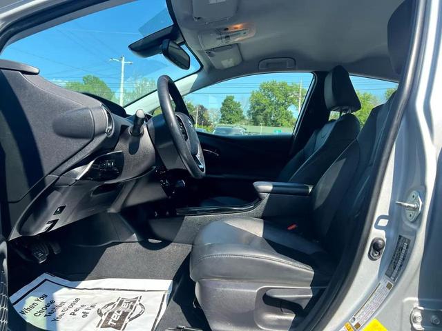 Photo of 2019 Classic Silver Metallic Toyota Prius