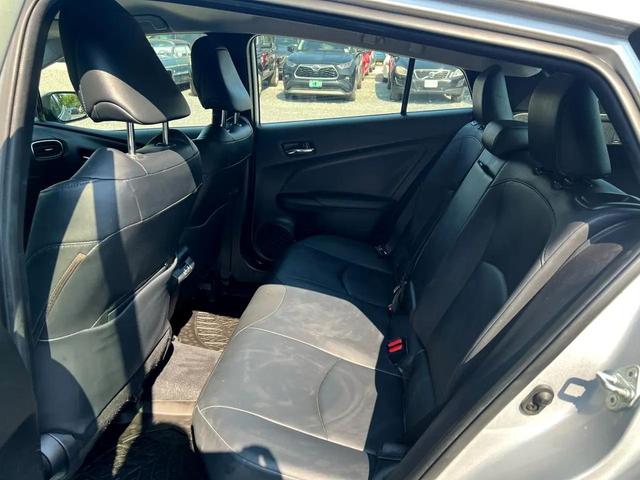 Photo of 2019 Classic Silver Metallic Toyota Prius
