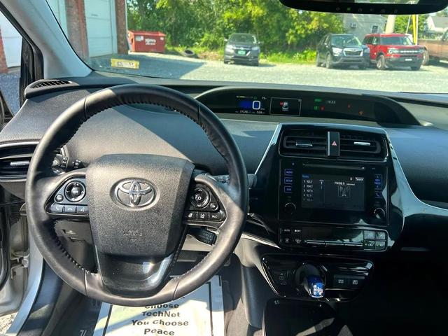Photo of 2019 Classic Silver Metallic Toyota Prius