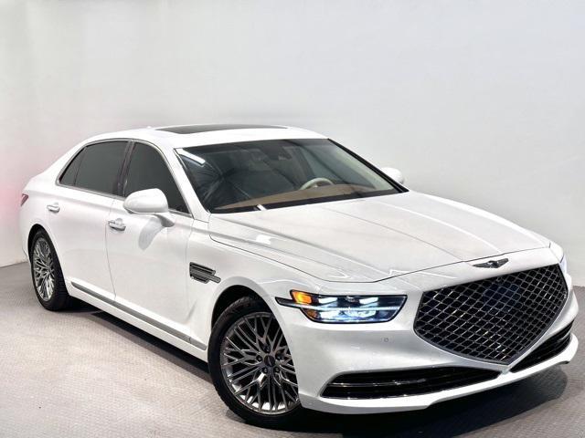 2022 Genesis G90