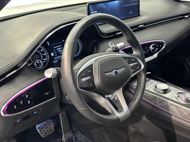 Photo of 2025 Alta White Genesis GV70