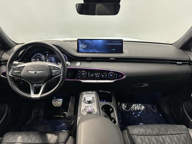 Photo of 2025 Alta White Genesis GV70