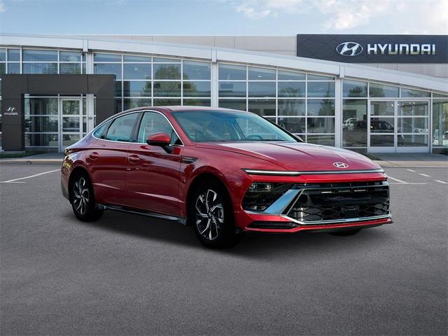 Photo of 2025 Ultimate red Hyundai SONATA