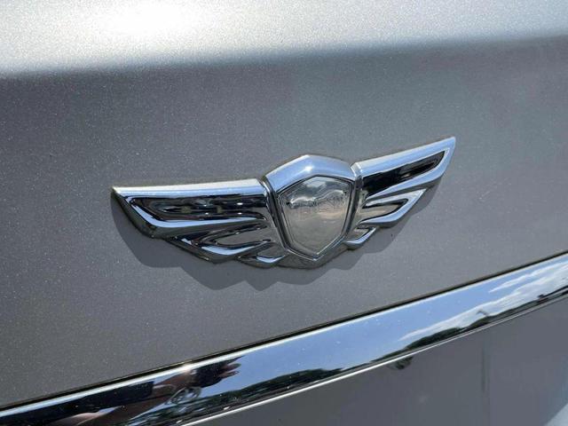 Photo of 2013 Platinum Metallic Hyundai Genesis