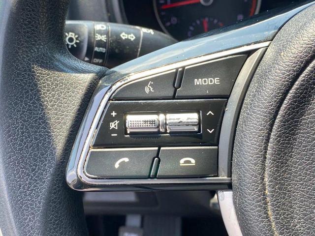 Photo of 2021 White Kia Sportage