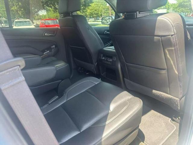 Photo of 2017 White Chevrolet Tahoe
