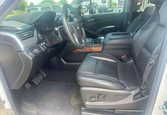 Photo of 2017 White Chevrolet Tahoe