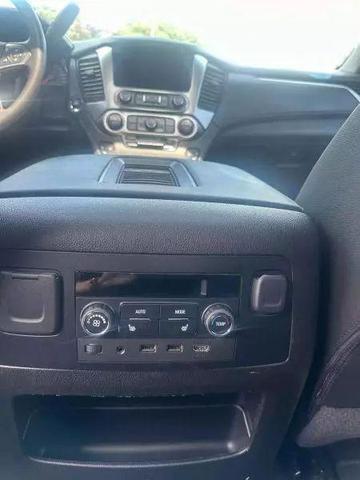 Photo of 2017 White Chevrolet Tahoe