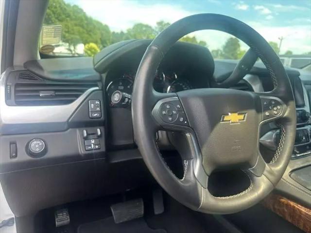 Photo of 2017 White Chevrolet Tahoe