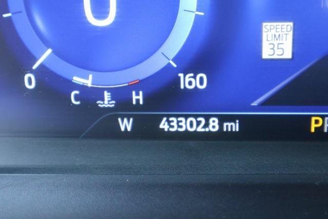 Photo of 2023 Carbonized Gray Metallic Ford Explorer