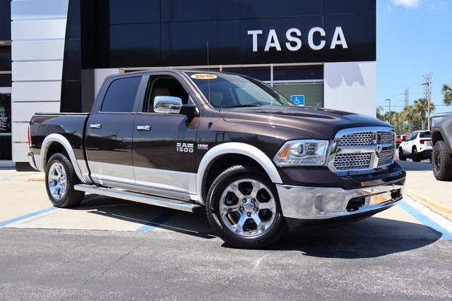 Photo of 2016 Luxury Brown Pearlcoat RAM 1500