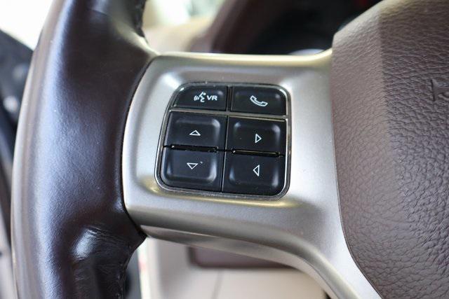 Photo of 2016 Luxury Brown Pearlcoat RAM 1500
