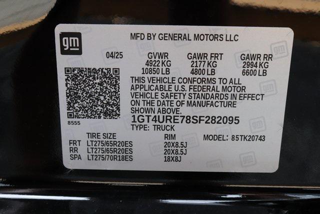 Photo of 2025 Onyx Black GMC Sierra 2500