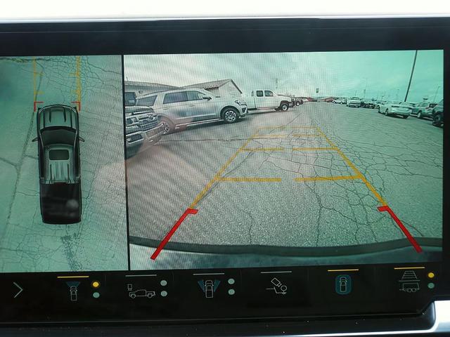 Photo of 2022 Black Chevrolet Silverado 1500